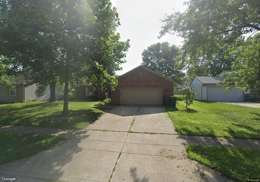 3983 Leslie Ct, Franklin, IN 46131 - photo 1