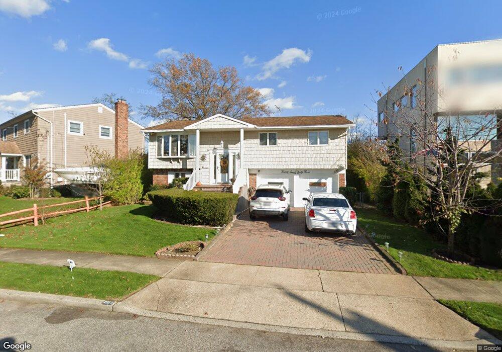 2763 Cheshire Dr, Baldwin, NY 11510 - photo 1