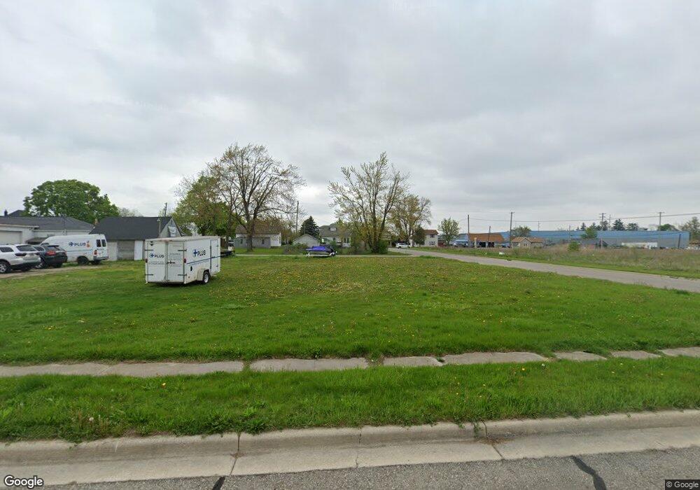 355 Mulzer Ave, Adrian, MI 49221 - photo 1