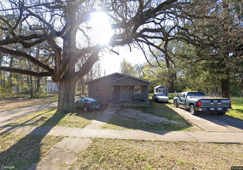 915 Waterall St, Texarkana, TX 75501 - photo 1