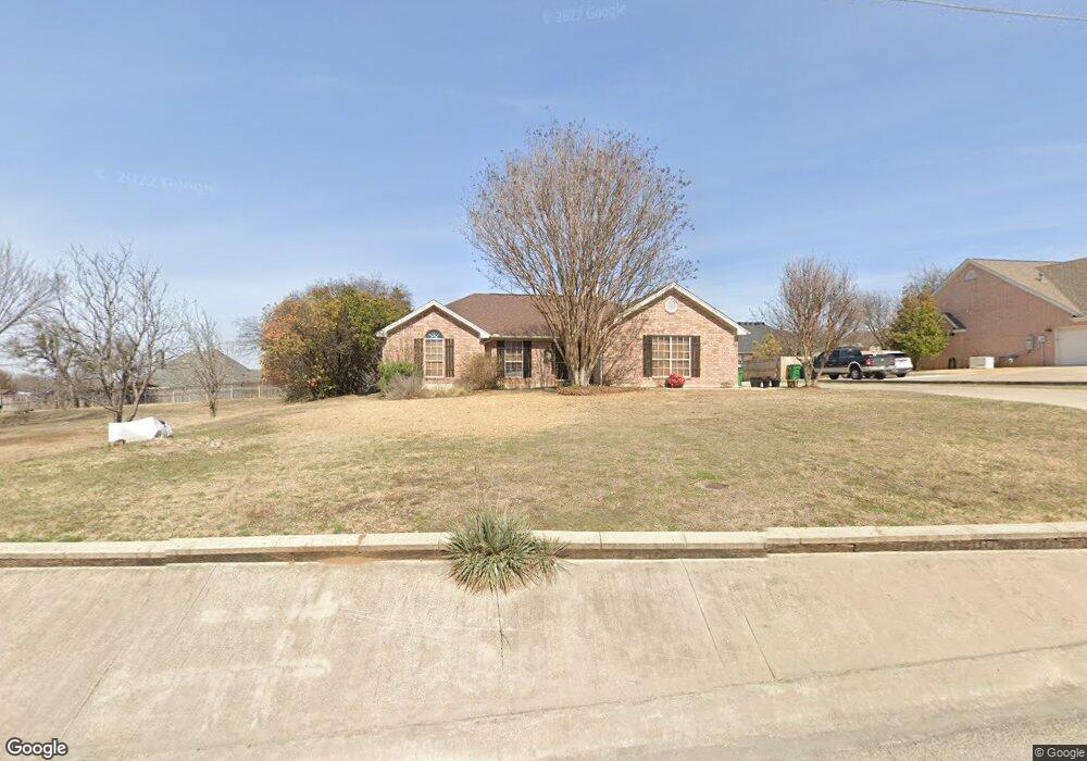 302 W Mulberry St, Decatur, TX 76234 - photo 1