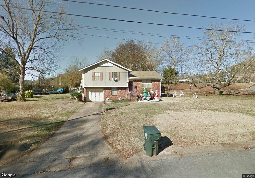 2120 Merry Dr NE, Birmingham, AL 35215 - photo 1