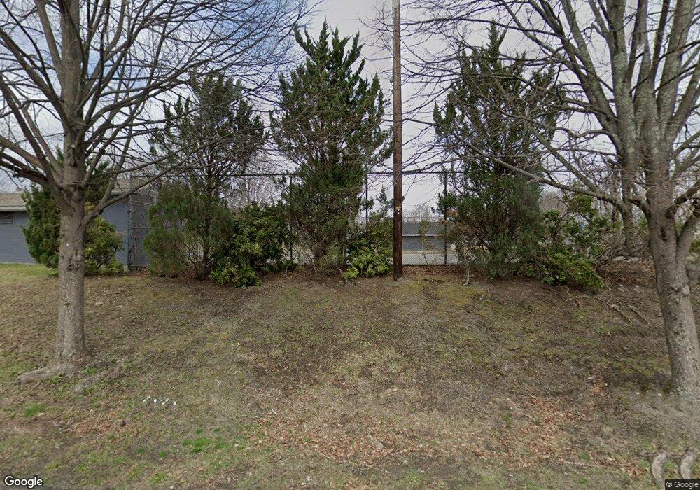 316 E Catharine St, Milford, PA 18337 - photo 1