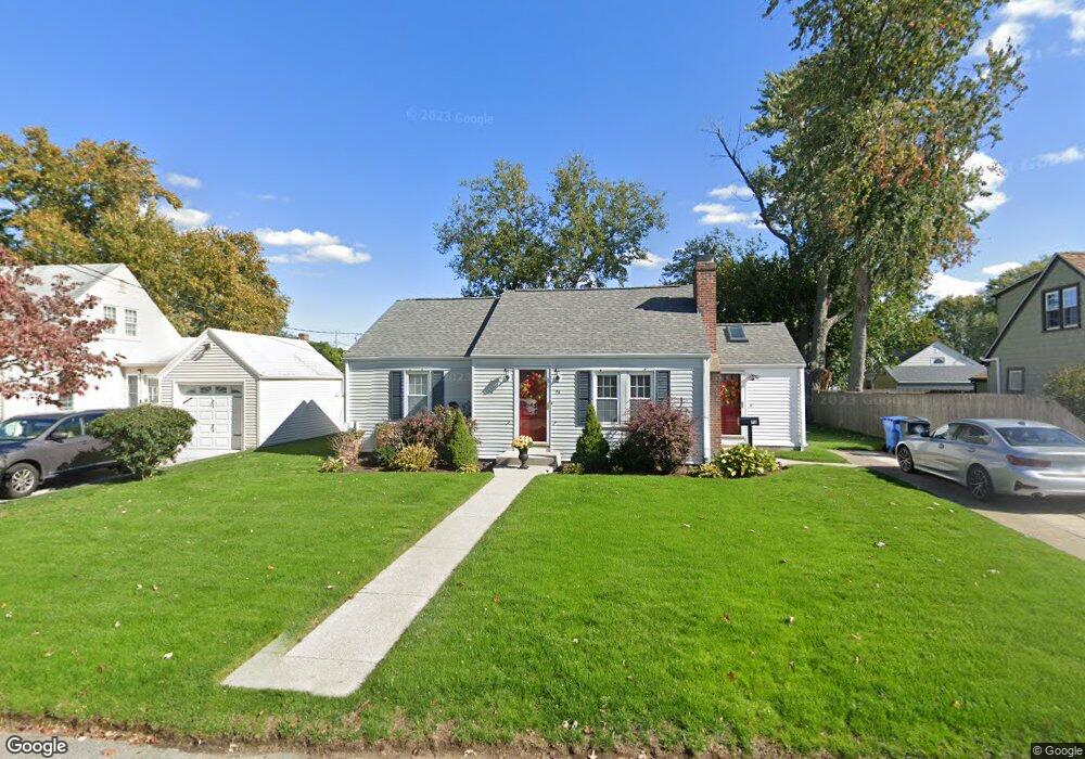 72 Briarcliffe Rd, Cranston, RI 02910 - photo 1