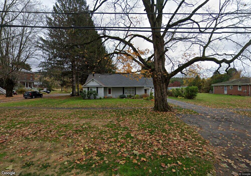 134 N Main St, Sunderland, MA 01375 - photo 1