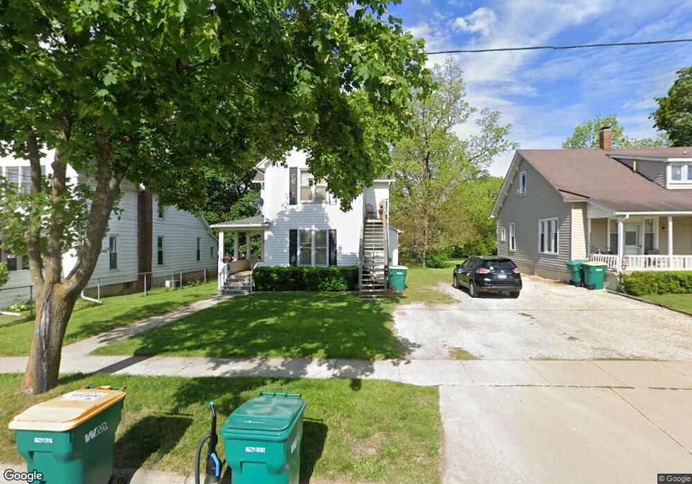 209 N Cherry St, Flushing, MI 48433 - photo 1