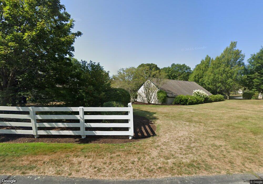 8 Baldwin Ct unit 8, Narragansett, RI 02882 - photo 1