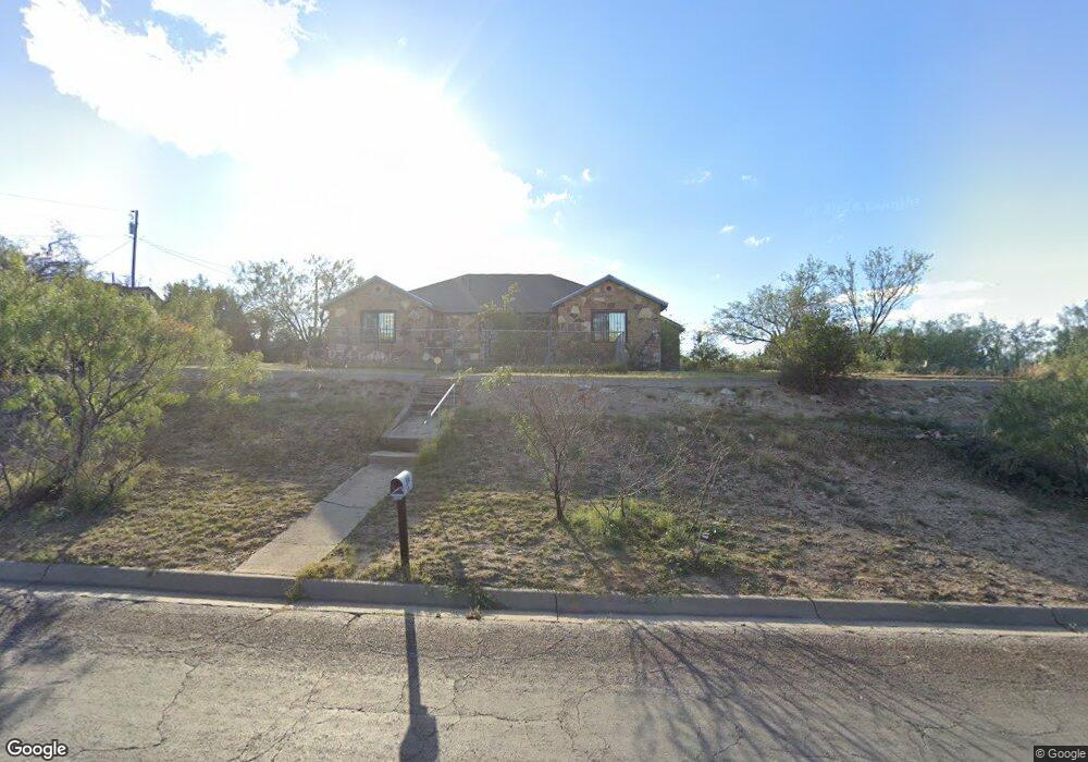808 Abrams St, Big Spring, TX 79720 - photo 1