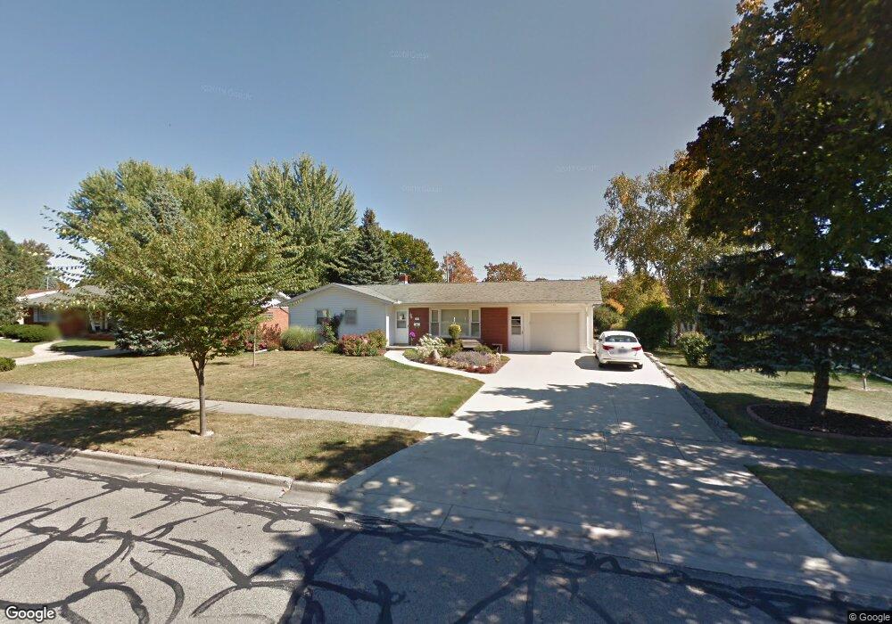 231 Ardussi St, Frankenmuth, MI 48734 - photo 1