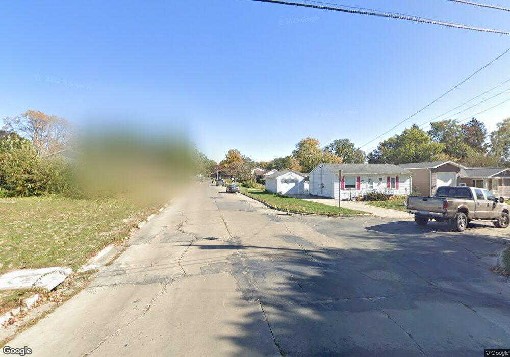 1403 N 8th Avenue Place E, Newton, IA 50208 - photo 1