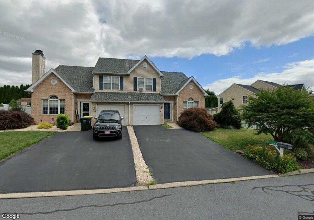 2349 Red Maple Dr, Coplay, PA 18037 - photo 1