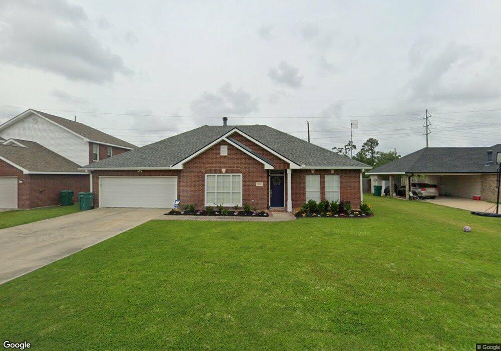 902 Mcdaniel Dr, Lake Charles, LA 70605 - photo 1