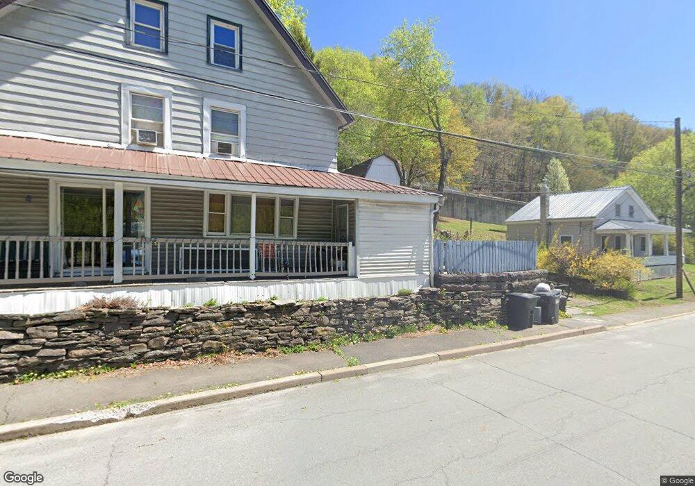 129 Riverside Dr, Honesdale, PA 18431 - photo 1