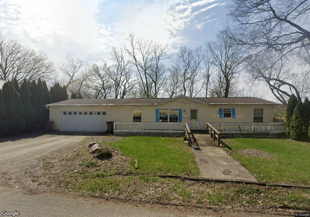 819 W Main St, Wabash, IN 46992 - photo 1