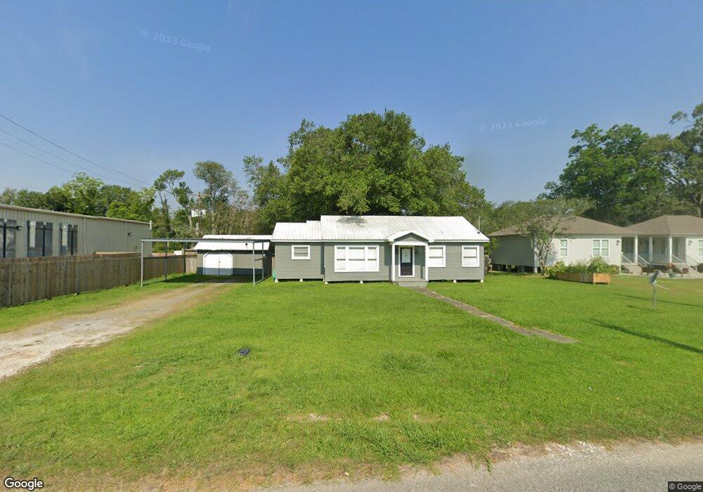203 S Simmons St, Welsh, LA 70591 - photo 1
