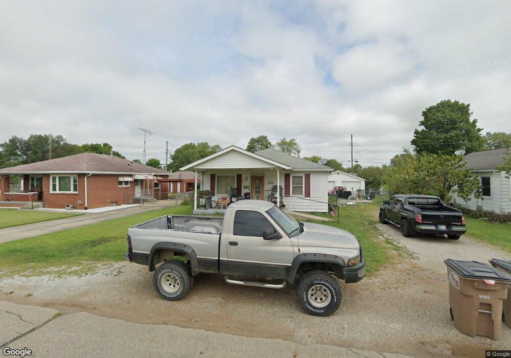 3010 13th St, Columbus, IN 47201 - photo 1