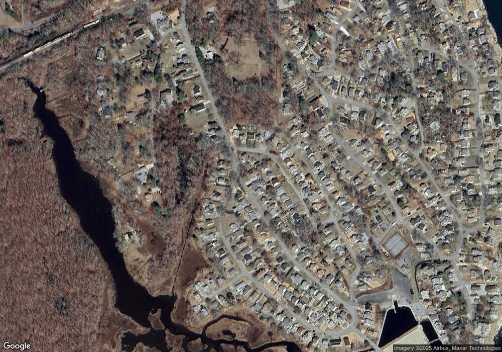 4 Massachusetts Rd, Old Lyme, CT 06371 - photo 1