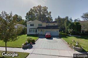 131 Country Village Ln, New Hyde Park, NY 11040