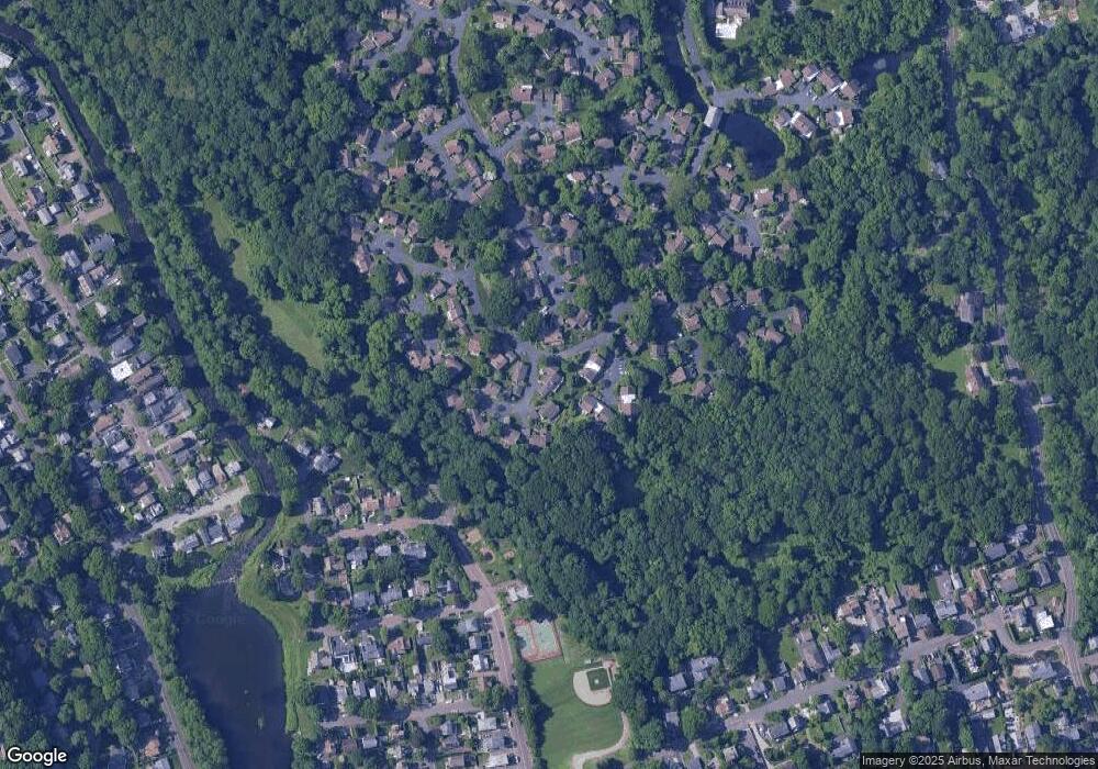 511 W Lyon Farm Dr, Greenwich, CT 06831 - photo 1