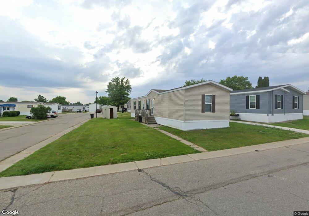337 Pierce Ct, Davison, MI 48423 - photo 1