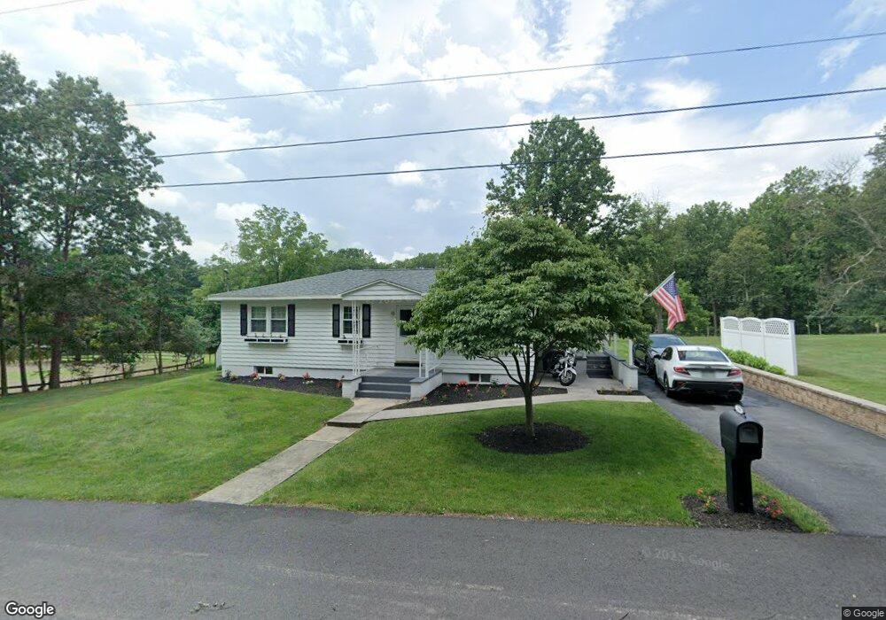 206 N Julian St, Williamstown, PA 17098 - photo 1