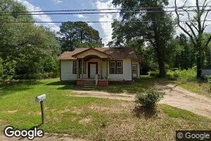 708 N Olive St, Waldo, AR 71770