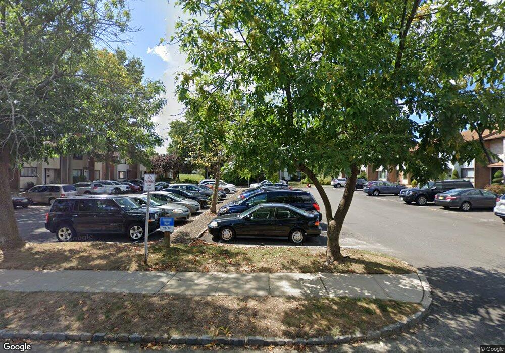 562 Fairfield Rd, East Windsor, NJ 08520 - photo 1