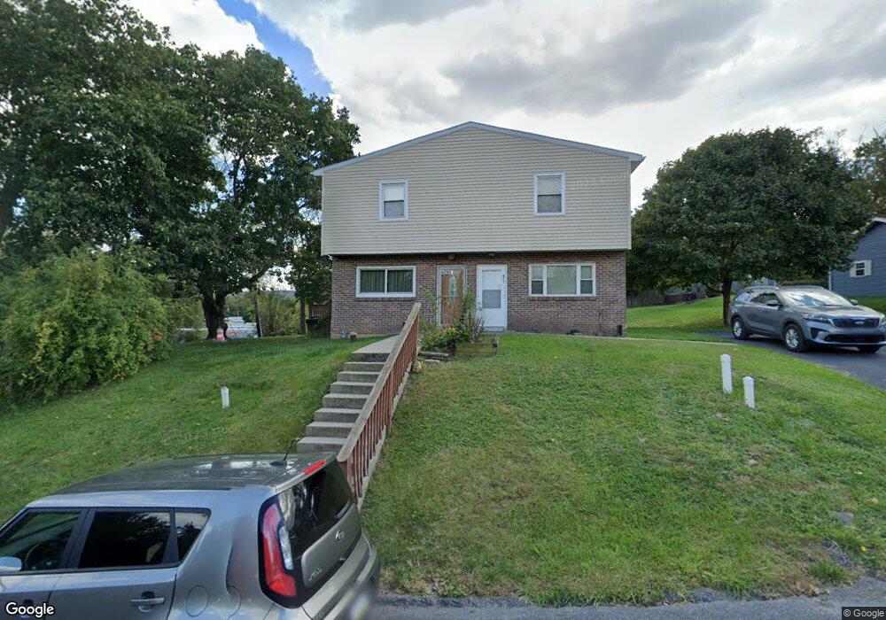 409 Sheck Dr, Newport, PA 17074 - photo 1