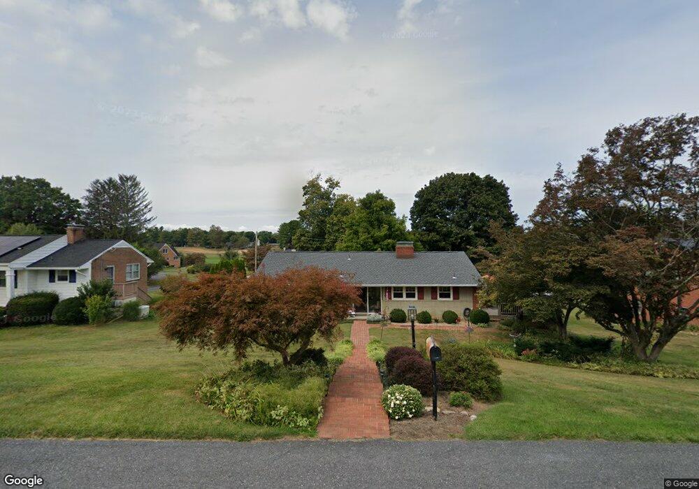 1617 Edgehill Rd, Waynesboro, VA 22980 - photo 1