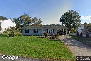 709 Picnic Ln, Selinsgrove, PA 17870