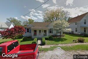 406 E Ebony St, Thayer, IL 62689
