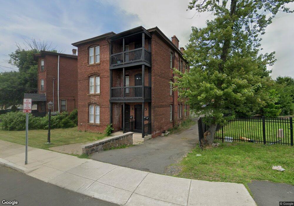 10 Hawthorn St unit 12, Hartford, CT 06105 - photo 1