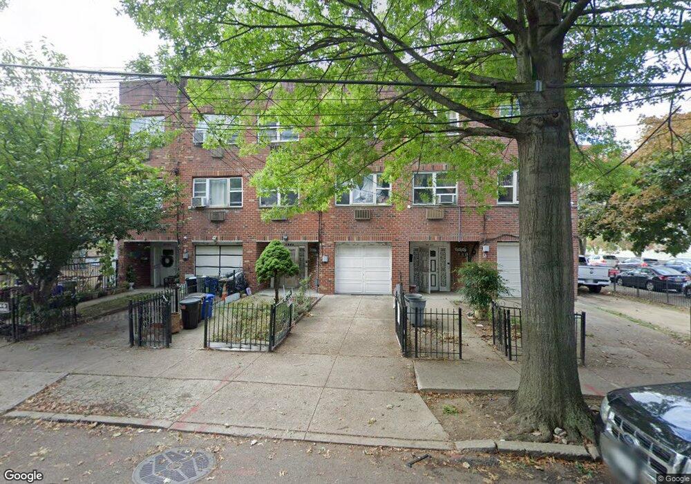 9504 104th St, Ozone Park, NY 11416 - photo 1