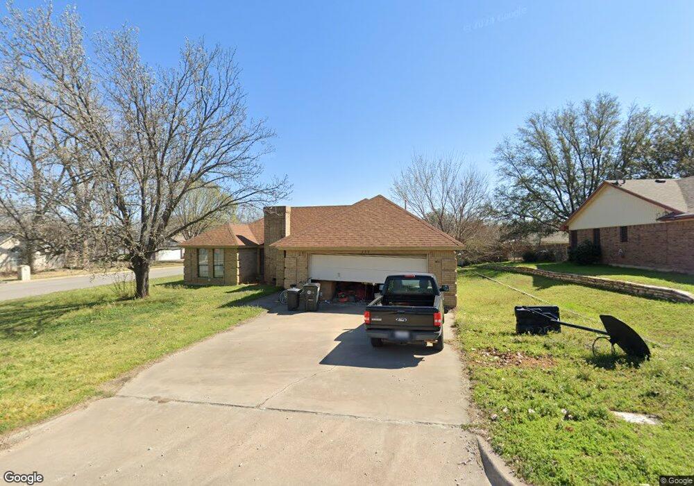 220 Guinevere Dr, Weatherford, TX 76086 - photo 1
