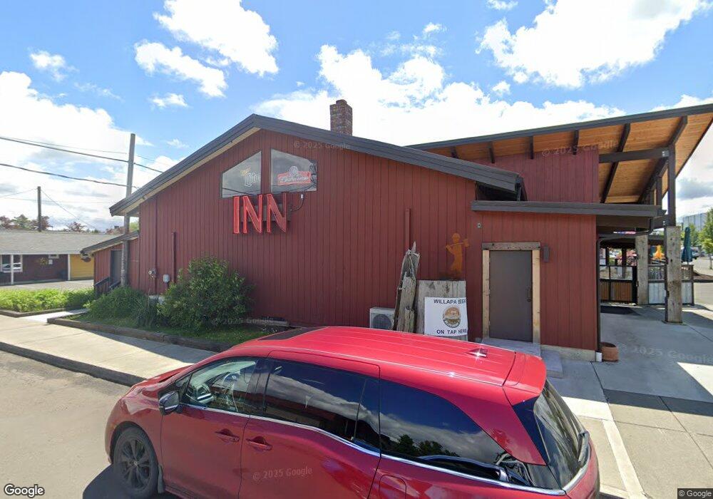 425 3rd St, Raymond, WA 98577 - photo 1