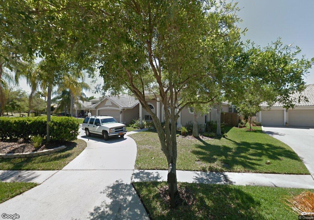 4911 Pointe Cir, Oldsmar, FL 34677 - photo 1