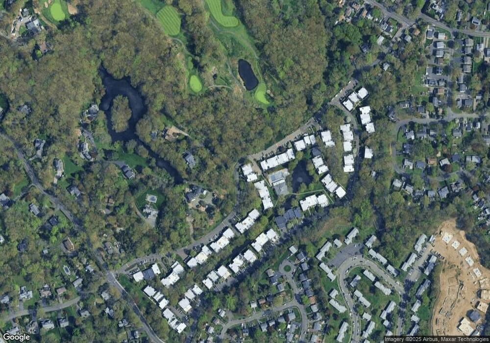 102 Gillies Ln, Norwalk, CT 06854 - photo 1