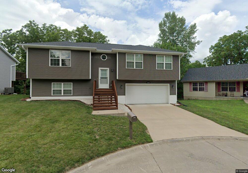 3810 W 15th, Davenport, IA 52804 - photo 1