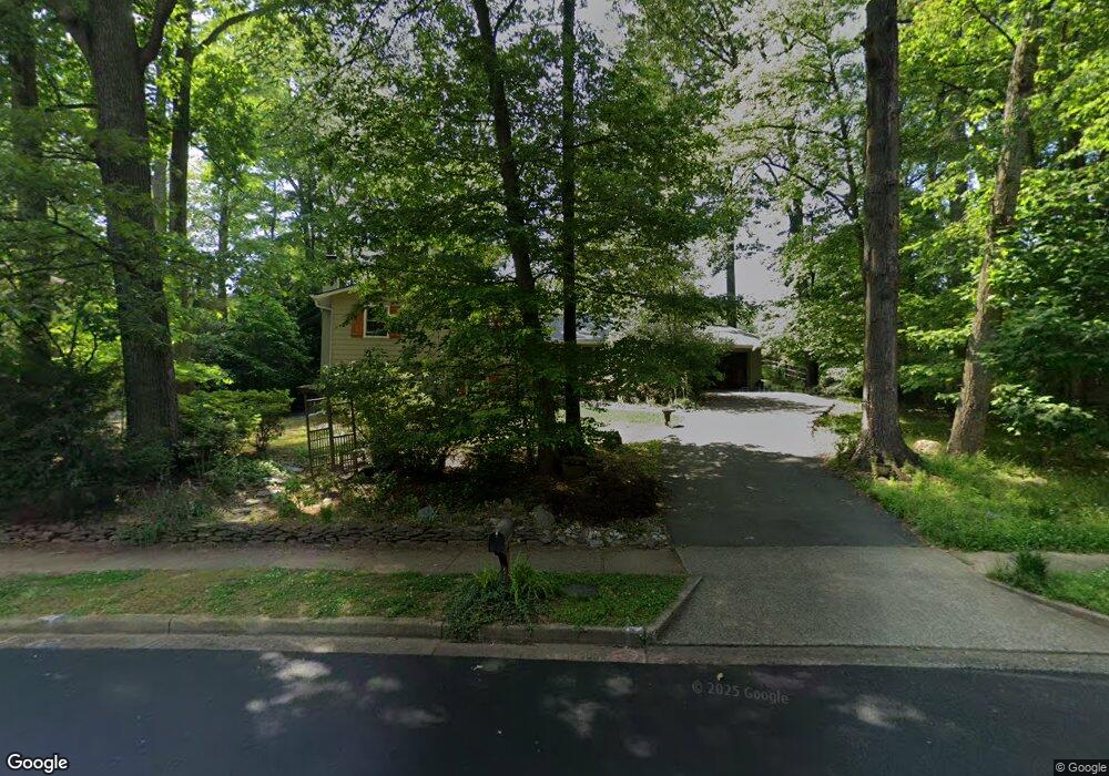 2366 Paddock Ln, Reston, VA 20191 - photo 1