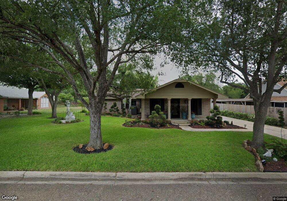 807 S Kansas Ave, Weslaco, TX 78596 - photo 1