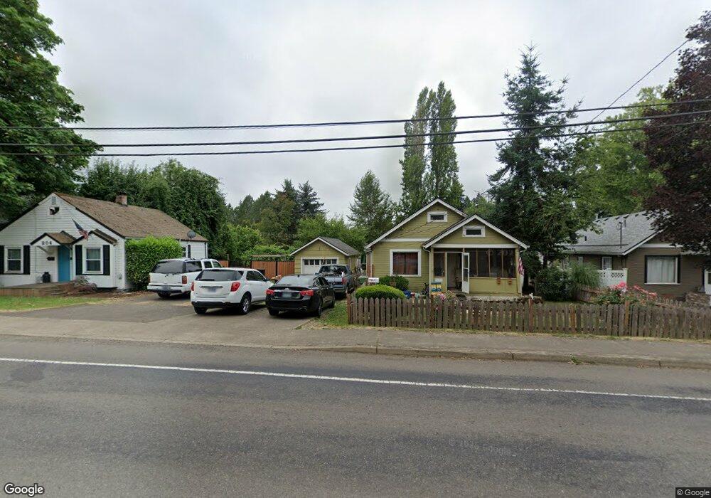 208 W Illinois St, Newberg, OR 97132 - photo 1