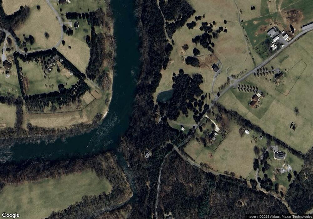 567 Hook Hill Rd, Luray, VA 22835 - photo 1