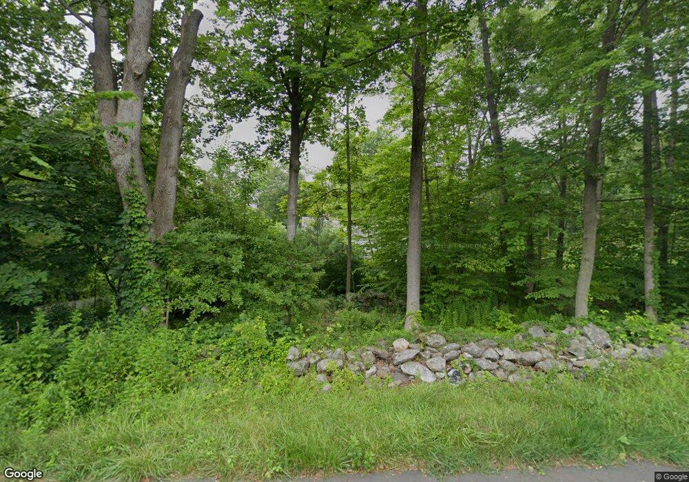 13 Iris Ln, Redding, CT 06896 - photo 1