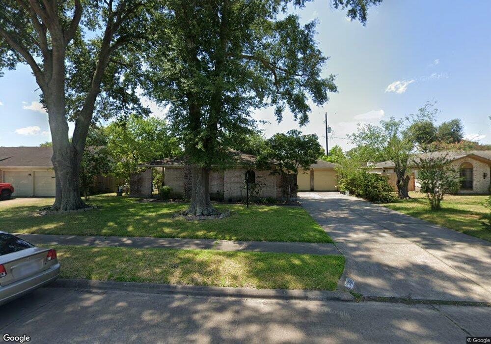 1027 Twinbrooke Dr, Houston, TX 77088 - photo 1