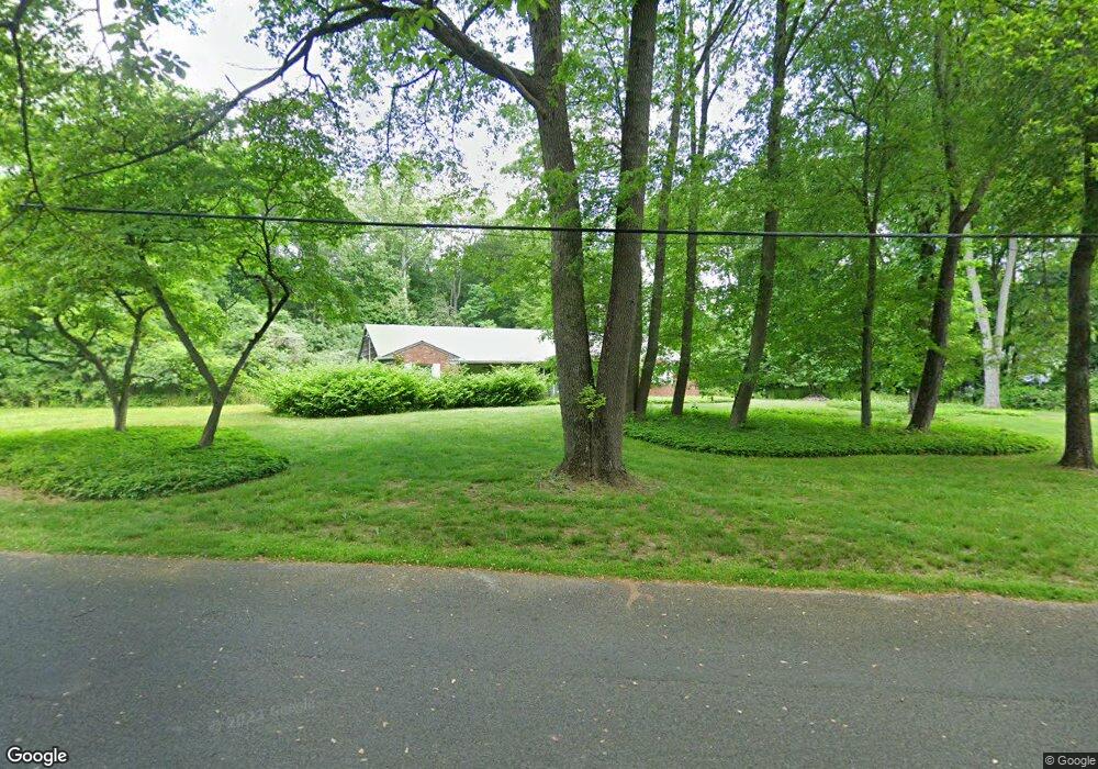 260 Shetland Rd, Fairfield, CT 06824 - photo 1