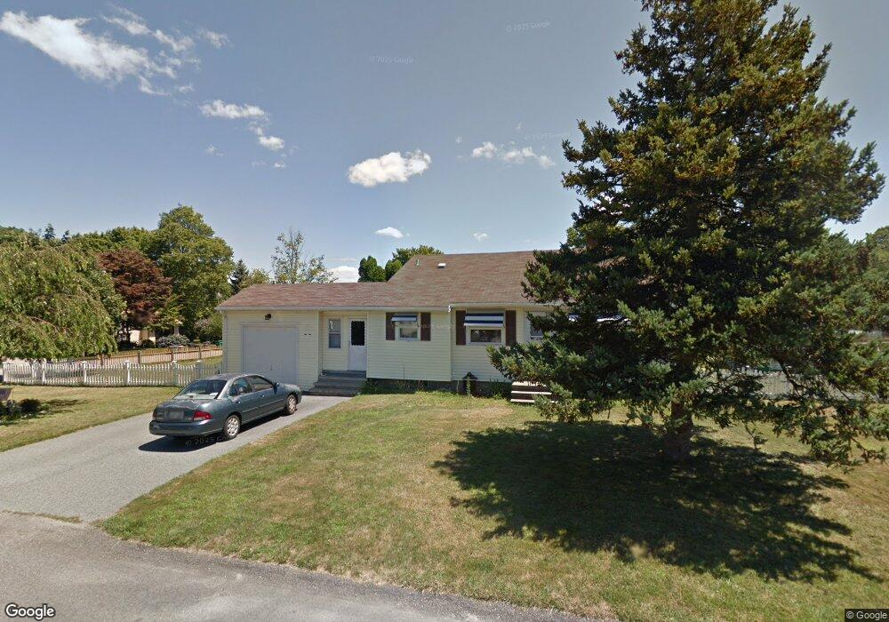 16 Murphy Cir, Middletown, RI 02842 - photo 1