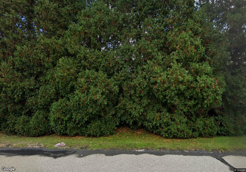 W137N6912 Manor Hills Blvd, Menomonee Falls, WI 53051 - photo 1