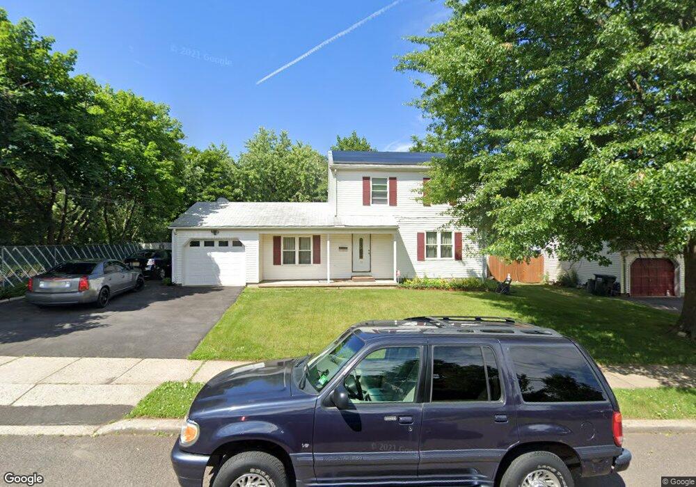 32 Kee Ave, Somerset, NJ 08873 - photo 1