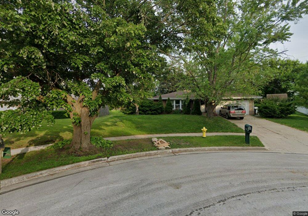 2135 Laura Ct, Waukesha, WI 53186 - photo 1