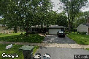 1612 Indian Trail Dr, Naperville, IL 60565